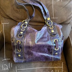 Nuovedive purple shoulder tote